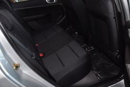 2012款标致307两厢1.6L手动舒适版到店实拍