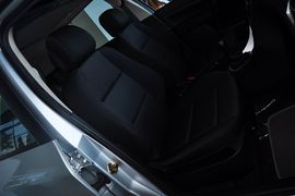2012款标致307两厢1.6L手动舒适版到店实拍