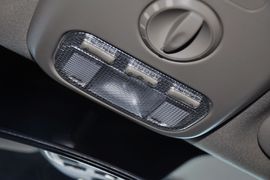2012款标致307两厢1.6L手动舒适版到店实拍