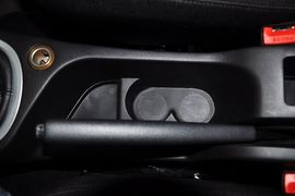 2012款标致307两厢1.6L手动舒适版到店实拍