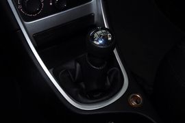 2012款标致307两厢1.6L手动舒适版到店实拍