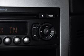 2012款标致307两厢1.6L手动舒适版到店实拍