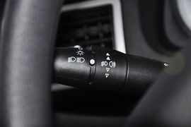 2012款标致307两厢1.6L手动舒适版到店实拍