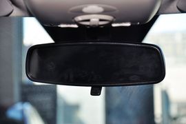 2012款标致307两厢1.6L手动舒适版到店实拍