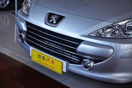 2012款标致307两厢1.6L手动舒适版到店实拍