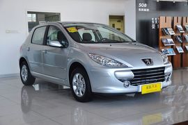 2012款标致307两厢1.6L手动舒适版到店实拍