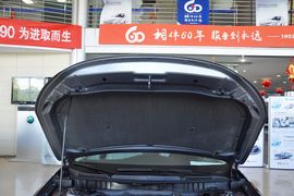   2012款奔腾B90 2.0L手动豪华型到店实拍