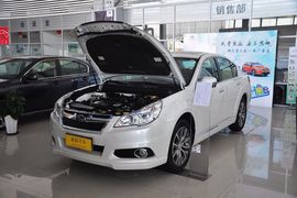 2013款斯巴鲁力狮2.5i-X豪华版到店实拍