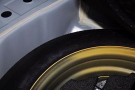 2013款斯巴鲁力狮2.5i-X豪华版到店实拍