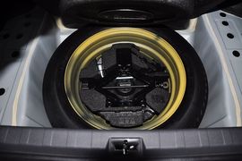 2013款斯巴鲁力狮2.5i-X豪华版到店实拍