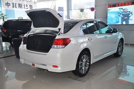 2013款斯巴鲁力狮2.5i-X豪华版到店实拍