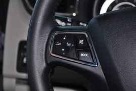   2012款奔腾B90 2.0L手动豪华型到店实拍