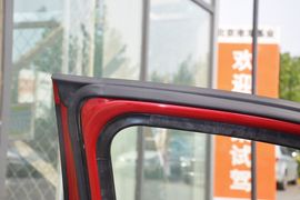 2012款Jeep吉普指南者2.4L运动版
