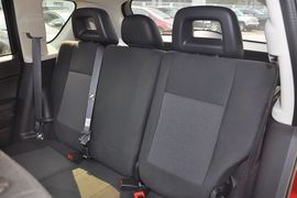 2012款Jeep吉普指南者2.4L运动版