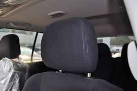 2012款Jeep吉普指南者2.4L运动版