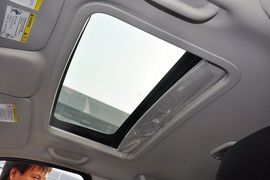 2012款Jeep吉普指南者2.4L运动版