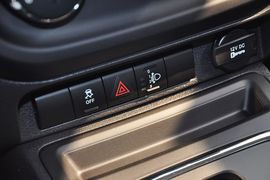 2012款Jeep吉普指南者2.4L运动版