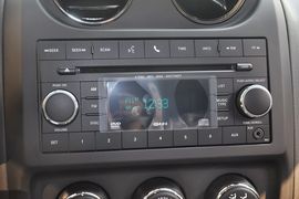 2012款Jeep吉普指南者2.4L运动版