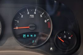 2012款Jeep吉普指南者2.4L运动版