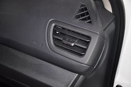 2011款起亚K2