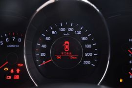 2011款起亚K2