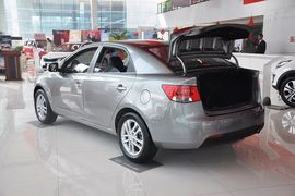 2012款起亚福瑞迪1.6L