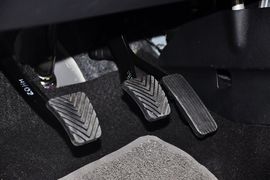 2012款起亚福瑞迪1.6L