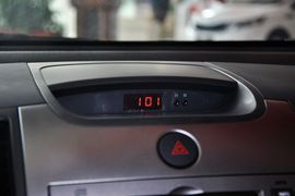2012款起亚福瑞迪1.6L