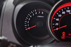 2012款起亚福瑞迪1.6L