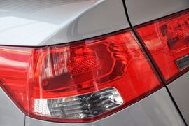 2012款起亚福瑞迪1.6L