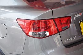 2012款起亚福瑞迪1.6L