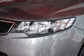2012款起亚福瑞迪1.6L