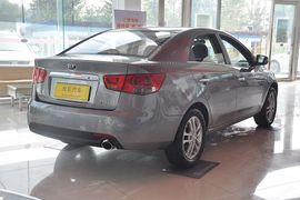 2012款起亚福瑞迪1.6L