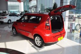 2012款起亚秀尔1.6L