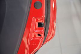 2012款起亚秀尔1.6L