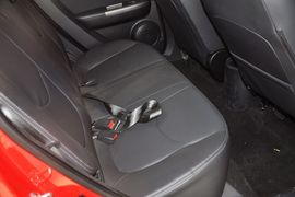 2012款起亚秀尔1.6L