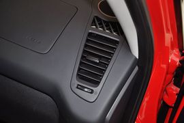 2012款起亚秀尔1.6L