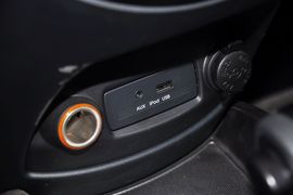 2012款起亚秀尔1.6L