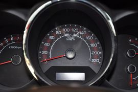 2012款起亚秀尔1.6L