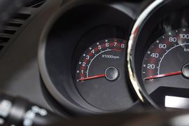 2012款起亚秀尔1.6L