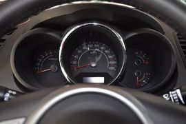 2012款起亚秀尔1.6L