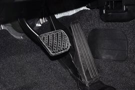 2013款英菲尼迪G25豪华运动版