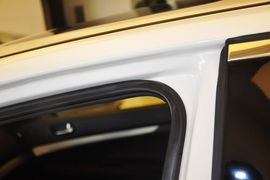 2013款英菲尼迪G25豪华运动版