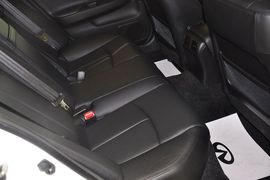 2013款英菲尼迪G25豪华运动版