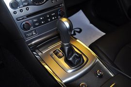 2013款英菲尼迪G25豪华运动版