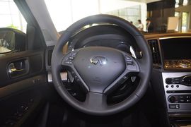 2013款英菲尼迪G25豪华运动版