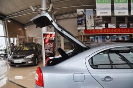 2012款斯柯达明锐1.6L自动五周年典藏版