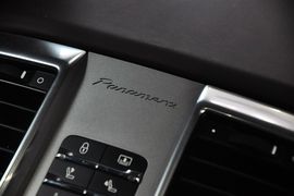 2012款保时捷Panamera