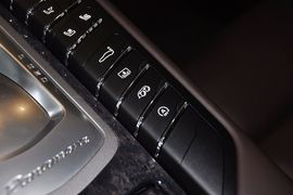 2012款保时捷Panamera
