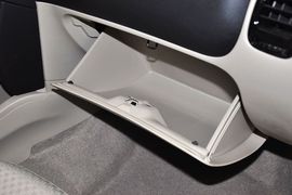 2012款东南V3菱悦1.5L手动亲民舒适版